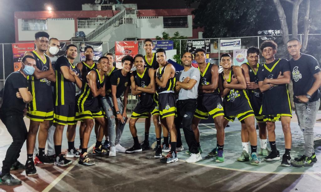 Spartans A - Liga de Campeones Juvenil
