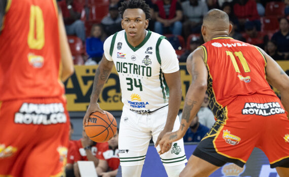 Edgar Martínez en el PNU